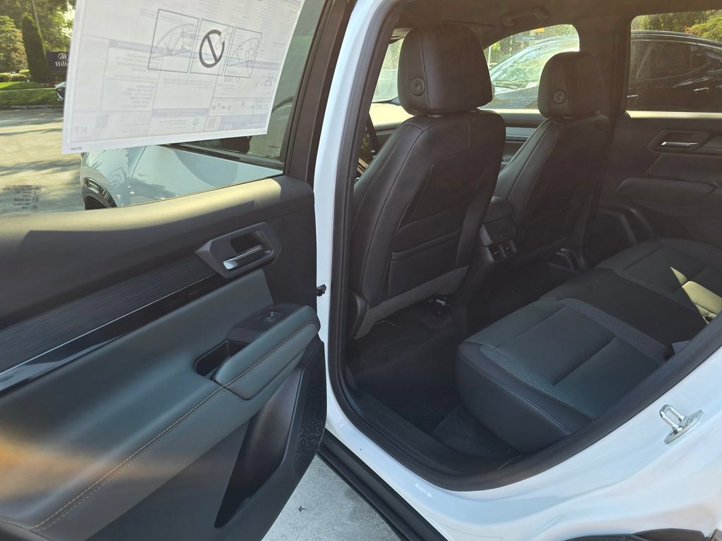 New 2026 GMC Terrain AT4 w/ Convenience Package III AWD/4WD image 15