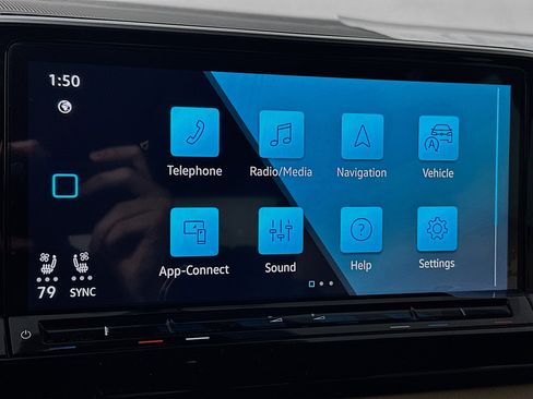 New 2026 Volkswagen Atlas Cross Sport SE image 14