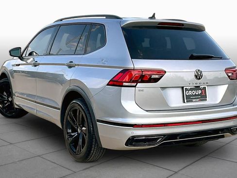 Used 2023 Volkswagen Tiguan SE R-Line FWD image 11