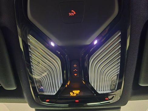 New 2026 BMW 330i xDrive Sedan w/ M Sport Package image 27