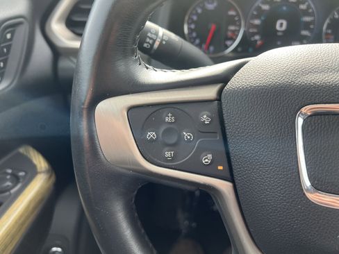 Used 2018 GMC Acadia Denali w/ Technology Package image 19