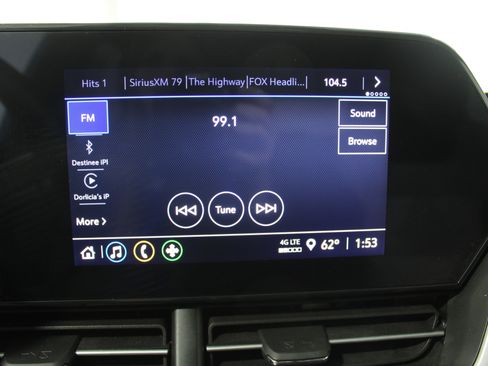 Used 2025 Chevrolet Trax RS image 13