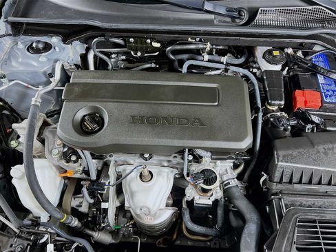 Used 2025 Honda Civic Sport image 28