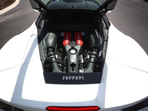 Certified 2017 Ferrari 488 GTB image 18