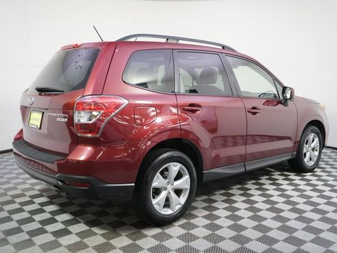 Used 2015 Subaru Forester 2.5i Premium w/ All-Weather Package AWD/4WD image 7