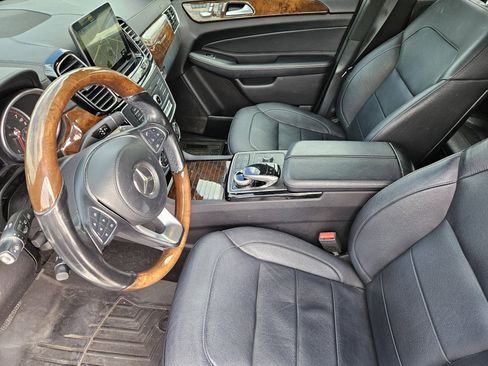 Used 2017 Mercedes-Benz GLS 450 4MATIC image 13