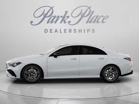 Used 2025 Mercedes-Benz CLA 250 4MATIC image 5