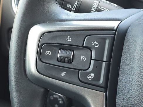 Used 2023 Chevrolet Tahoe Z71 w/ Luxury Package image 32