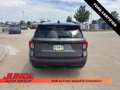 Certified 2025 Ford Explorer ST-Line AWD/4WD image 5