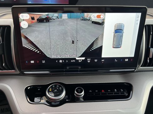 Used 2025 Ford Expedition Max Active image 30