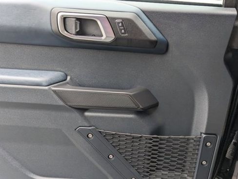Used 2024 Ford Bronco Outer Banks w/ Sasquatch Package image 10