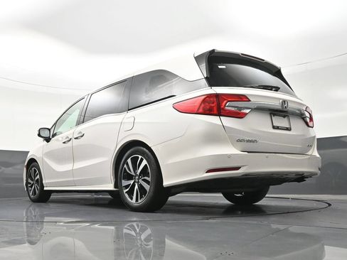 Used 2018 Honda Odyssey Elite image 25
