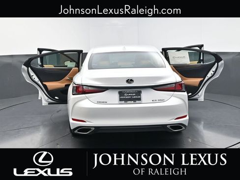 New 2025 Lexus ES 350 w/ Premium Package image 34