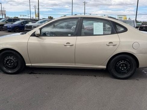 Used 2010 Hyundai Elantra GLS FWD image 4