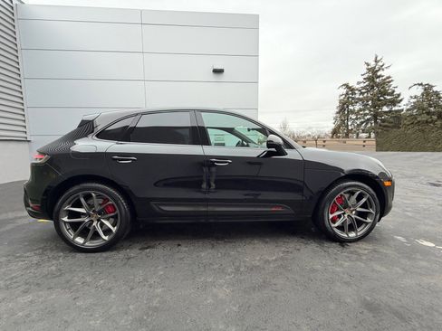 Certified 2026 Porsche Macan GTS AWD/4WD image 6
