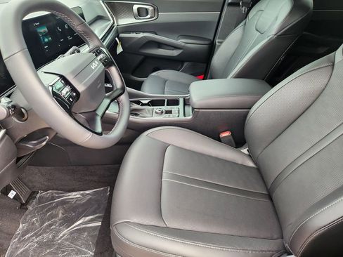 New 2026 Kia Sorento S w/ S Panoramic Sunroof Package FWD image 9