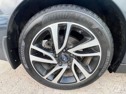 Used 2018 Subaru Legacy 2.5i Sport AWD/4WD image 9