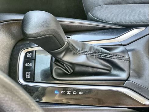 Used 2023 Toyota Corolla LE image 17