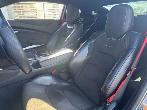Used 2018 Chevrolet Camaro ZL1 image 6