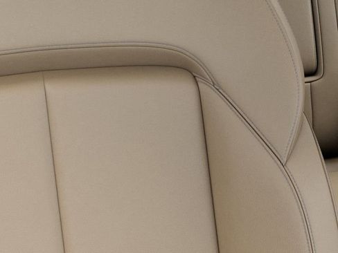 New 2026 Jeep Grand Cherokee Limited w/ Limited Altitude Package image 21