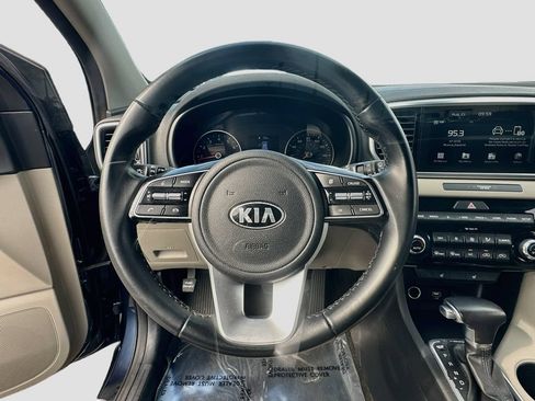 Certified 2021 Kia Sportage EX FWD image 11