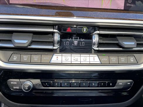 Used 2024 BMW X3 sDrive30i w/ Premium Package image 33