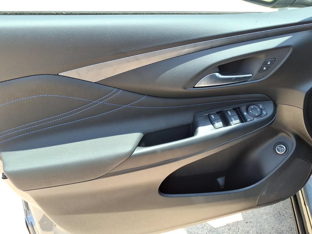 New 2026 Buick Envista Sport Touring w/ Convenience I Package FWD image 15
