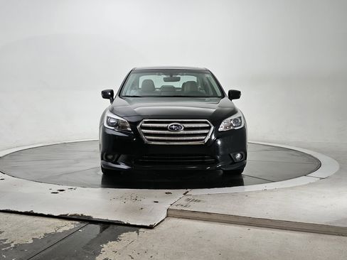 Used 2017 Subaru Legacy 2.5i Limited image 4