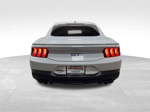 Used 2024 Ford Mustang GT Premium image 8