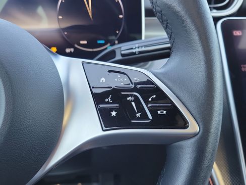 Used 2023 Mercedes-Benz C 300 Sedan w/ Exclusive Trim Package image 19