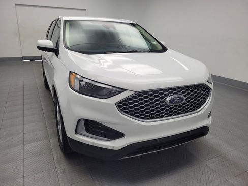 Used 2024 Ford Edge SEL image 14