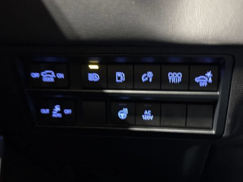 Used 2023 Toyota Sequoia Platinum AWD/4WD image 18