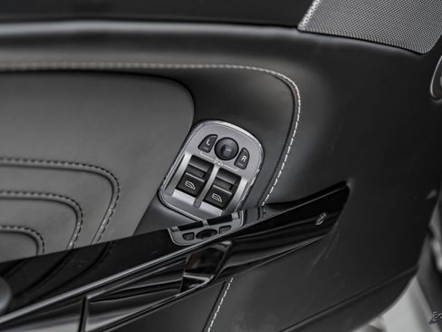 Used 2014 Aston Martin V8 Vantage S RWD image 92