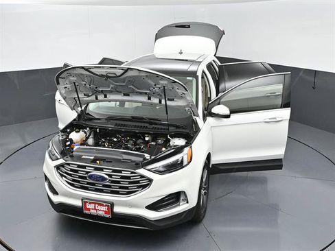 Certified 2024 Ford Edge Titanium AWD/4WD image 47