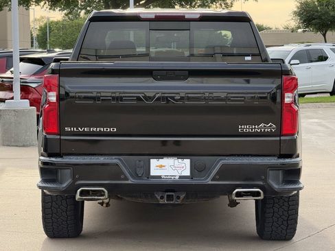 Used 2022 Chevrolet Silverado 1500 High Country w/ Safety Package II image 5