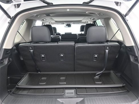 New 2025 Honda Pilot Touring image 25