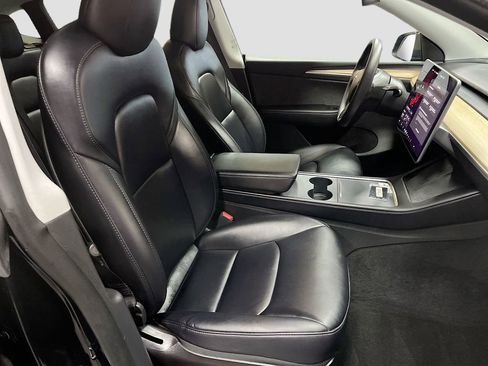 Used 2022 Tesla Model Y Performance image 26