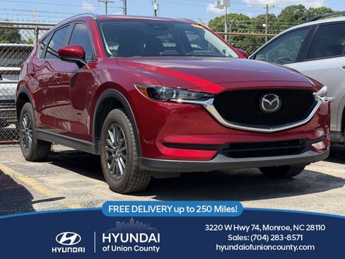 Used 2020 MAZDA CX-5 Touring FWD image 1