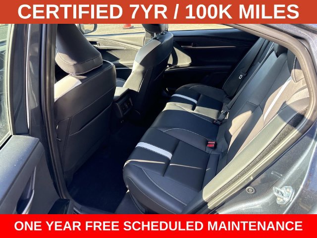 Used 2026 Toyota Camry SE w/ Convenience Package FWD image 16