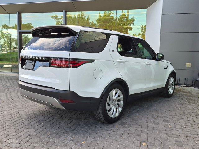 Used 2025 Land Rover Discovery S AWD/4WD image 5
