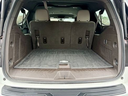 Used 2022 GMC Yukon XL SLT w/ Max Trailering Package image 17