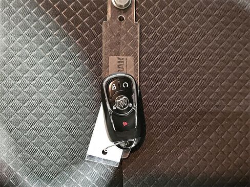 Used 2022 Buick Encore Preferred w/ Safety Package image 36