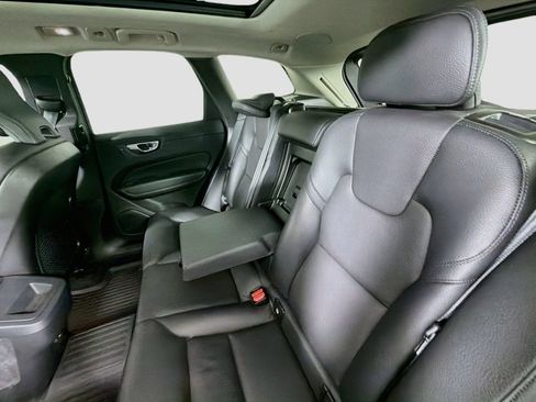 Certified 2023 Volvo XC60 B5 Plus w/ Protection Package Premier FWD image 26