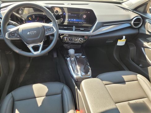 New 2026 Chevrolet Trax ACTIV w/ Driver Confidence Package FWD image 10