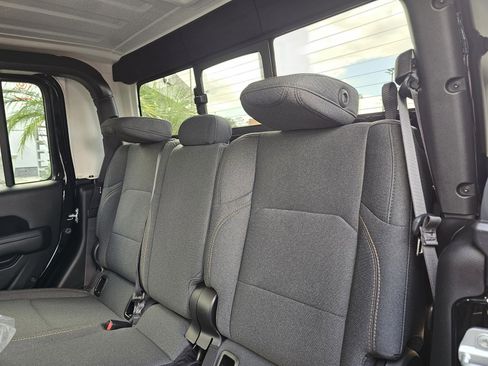 New 2026 Jeep Gladiator Sport image 23