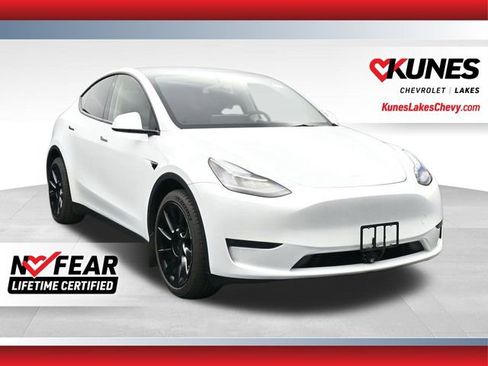 Used 2023 Tesla Model Y Long Range AWD/4WD image 1