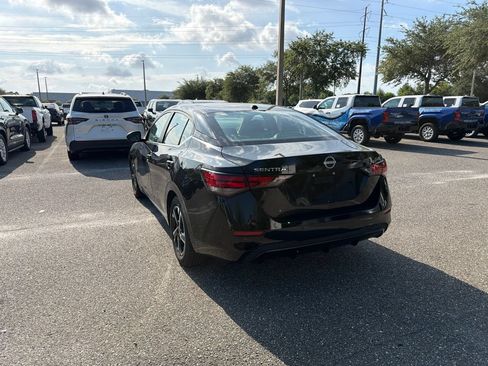 Used 2024 Nissan Sentra SV FWD image 3