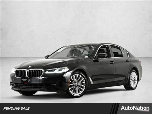 Used 2022 BMW 530i xDrive w/ Premium Package AWD/4WD image 1