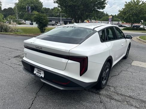 Certified 2025 Kia K4 FWD image 6