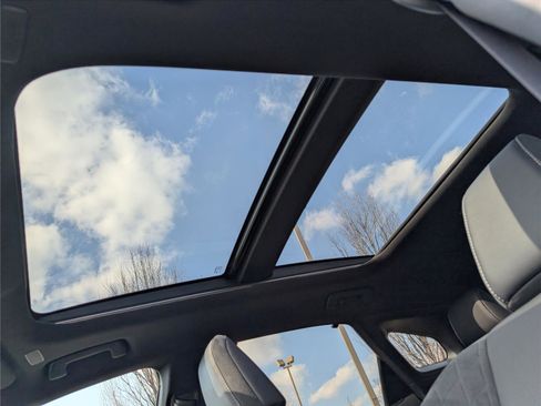 Used 2023 Lexus RX 350 w/ Cold Area Package image 20